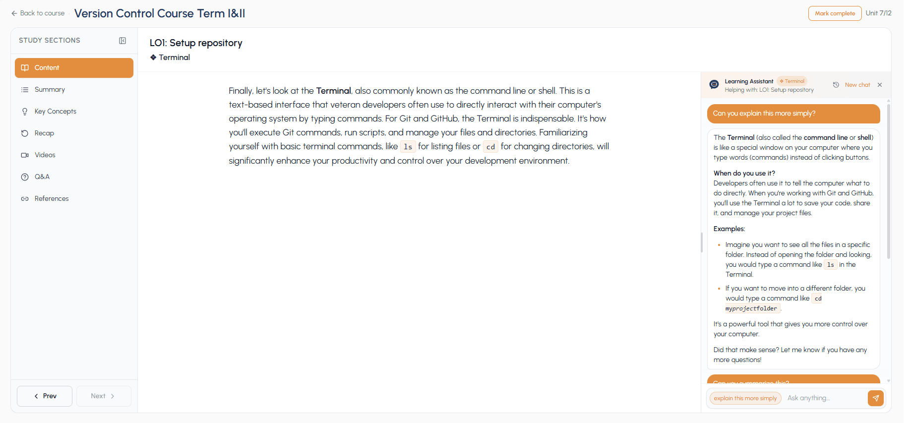 A VIDANTE AI course page showing structured study sections with the AI learning assistant answering a student's question alongside the content